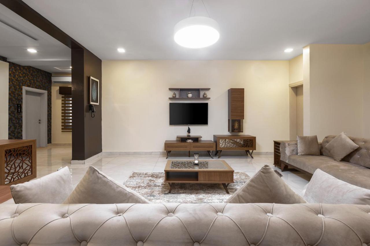 Bkt Cribs - Apartments & Suites Abuja Eksteriør billede